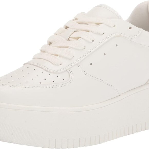 Womens Low Top Sneaker Vegan Leather 8.5 Platform Heel Casual Shoe - Picture 1 of 7
